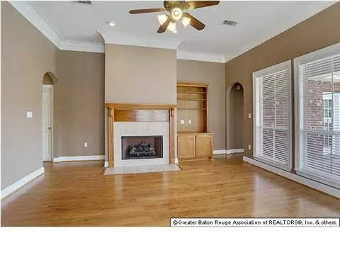 28057 Great Eagle Ave, Walker, LA 70785 photo 2