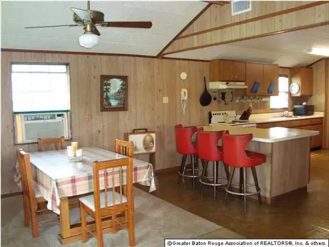 20374 Johnson Dr, Killian, LA 70462 photo 11