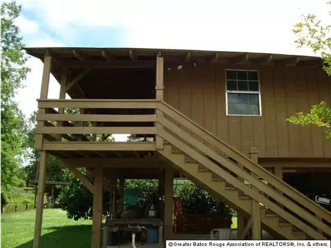 20374 Johnson Dr, Killian, LA 70462 photo 4