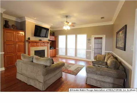 32901 Briar Oak Dr, Walker, LA 70785 photo 3