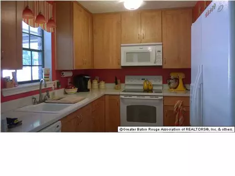 26818 Pen Dr, Walker, LA 70785 photo 5