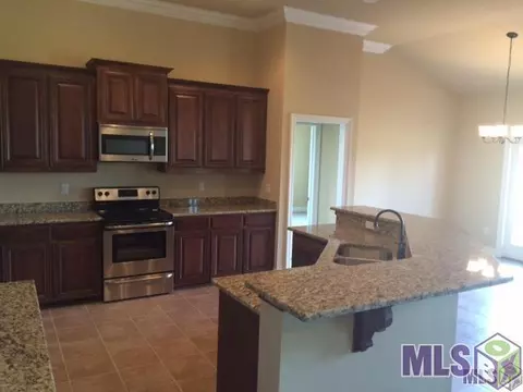 3844 Union Dr, Addis, LA 70710 photo 2