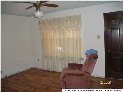 5202 Harding St, Baker, LA 70714 photo 8