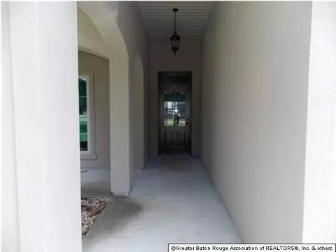 14915 Glenn Dr, Pride, LA 70770 photo 3