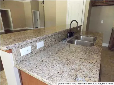 14915 Glenn Dr, Pride, LA 70770 photo 6