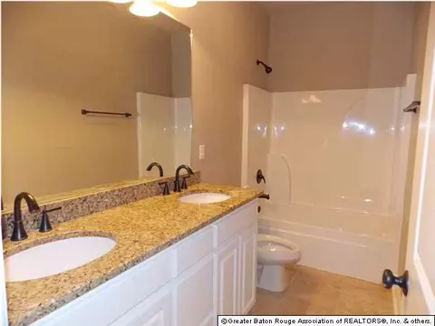 14915 Glenn Dr, Pride, LA 70770 photo 17