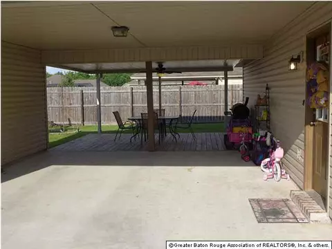 12277 Creekside Ave, Walker, LA 70785 photo 4