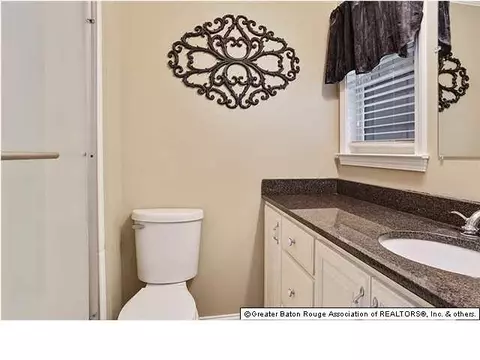 20398 Fairway Dr, Springfield, LA 70462 photo 6