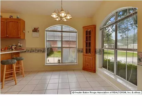 30575 Oak Crest Dr, Walker, LA 70785 photo 5