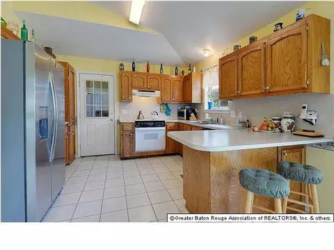 30575 Oak Crest Dr, Walker, LA 70785 photo 4