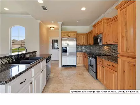 13378 Autumn Run Dr, Walker, LA 70785 photo 4