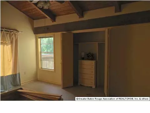 20491 Lynda, Killian, LA 70462 photo 14