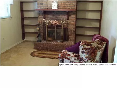 920 Clermont Dr, Baker, LA 70714 photo 4