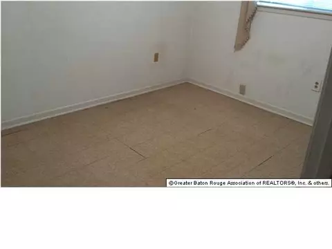 920 Clermont Dr, Baker, LA 70714 photo 8