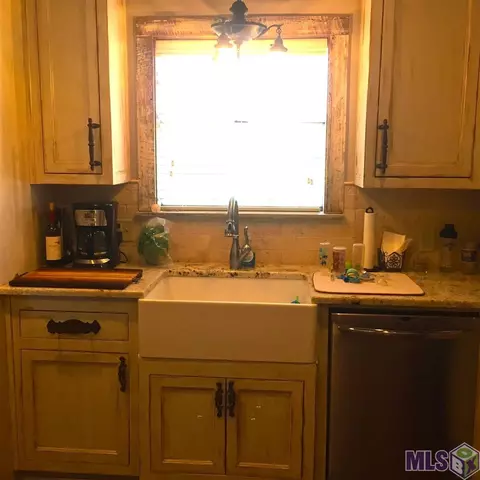 235 Fairfields Ave, New Roads, LA 70760 photo 3