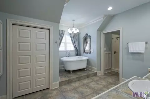 32860 Rivergate Cir, Springfield, LA 70462 photo 16