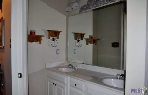 12493 Timberwood Dr, Walker, LA 70785 photo 15