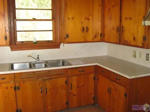 4039 Groom Rd, Baker, LA 70714 photo 3