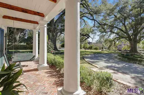 17841 Five Oaks Dr, Baton Rouge, LA 70810 photo 1
