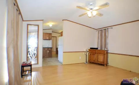 31533 Suzette St, Walker, LA 70785 photo 2