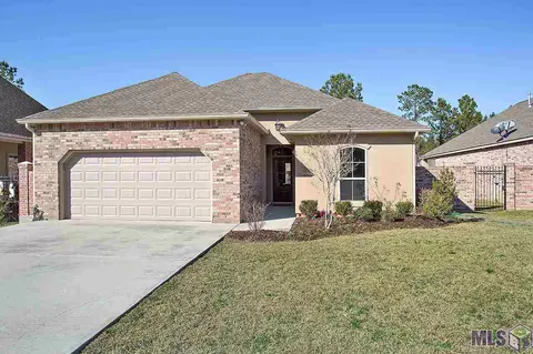 437 Beebalm Cir, Covington, LA 70435 photo 1