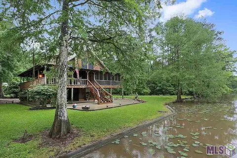33330 Cypress Pt, Springfield, LA 70462 photo 1