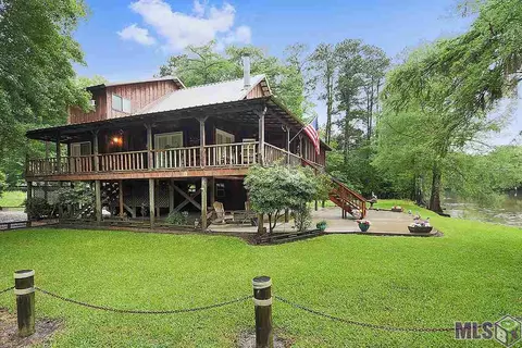 33330 Cypress Pt, Springfield, LA 70462 photo 2