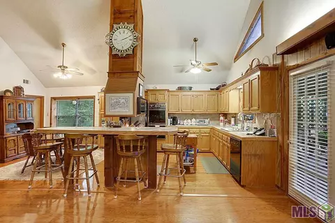 33330 Cypress Pt, Springfield, LA 70462 photo 7