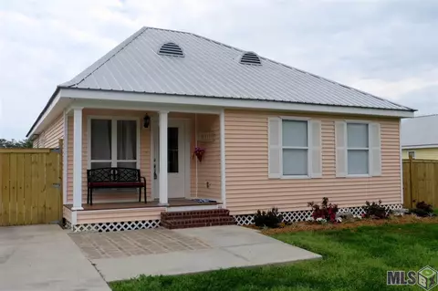 26342 Riverscape Dr, Springfield, LA 70462 photo 1