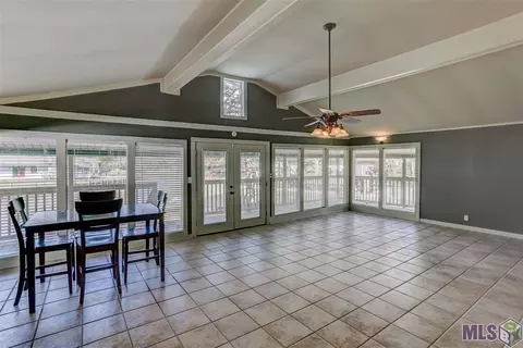 32702 Cypress Dr, Springfield, LA 70462 photo 5