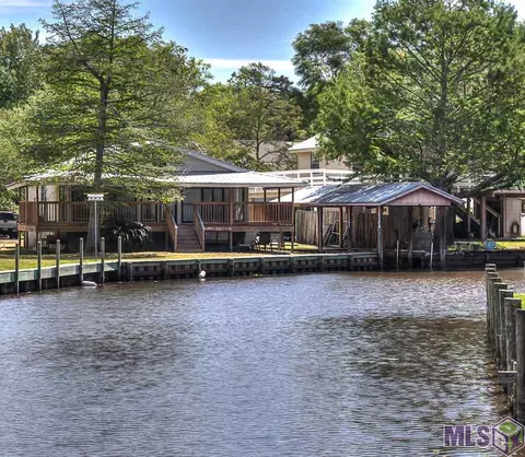 32702 Cypress Dr, Springfield, LA 70462 photo 12