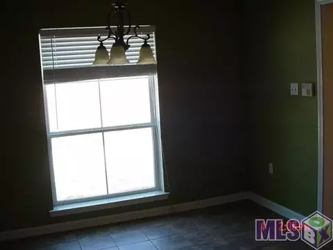 30551 Oakcrest Dr, Walker, LA 70785 photo 6