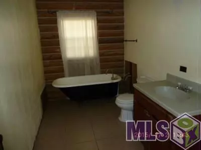 35045 N Walker Rd, Walker, LA 70785 photo 8