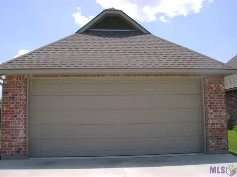 15082 Coldwater Dr, Walker, LA 70785 photo 5