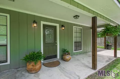 30148 Smith Dr, Walker, LA 70785 photo 2