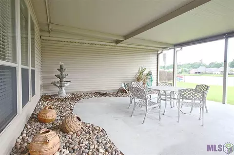 34201 Spring Lake Dr, Walker, LA 70785 photo 16