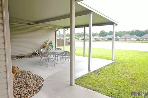 34201 Spring Lake Dr, Walker, LA 70785 photo 17