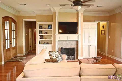 34201 Spring Lake Dr, Walker, LA 70785 photo 7