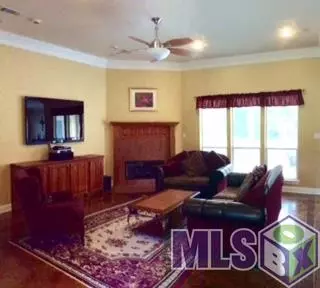 12886 Pendarvis Ln, Walker, LA 70785 photo 4