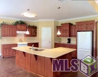 12886 Pendarvis Ln, Walker, LA 70785 photo 6