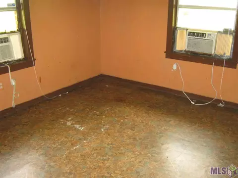 4814 Groom Rd, Baker, LA 70714 photo 9