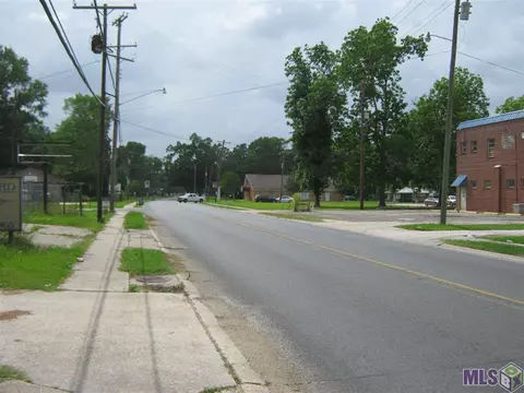 4814 Groom Rd, Baker, LA 70714 photo 2