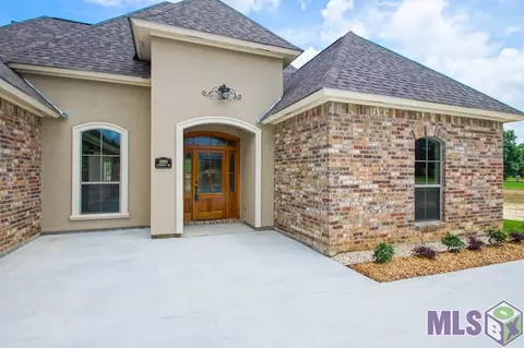 15801 Greystone Dr, Central, LA 70770 photo 2