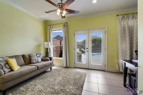 380 Oakleaf Ct, Brusly, LA 70719 photo 5