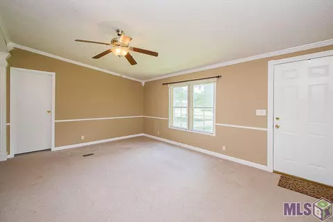 12731 Polly Dr, Walker, LA 70785 photo 8