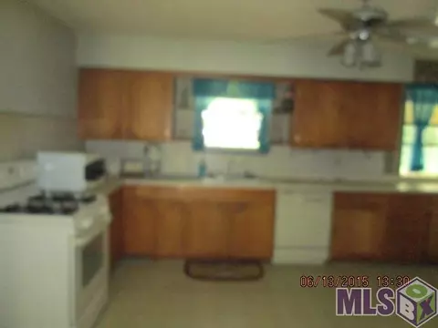 29774 Tulip Dr, Walker, LA 70785 photo 2