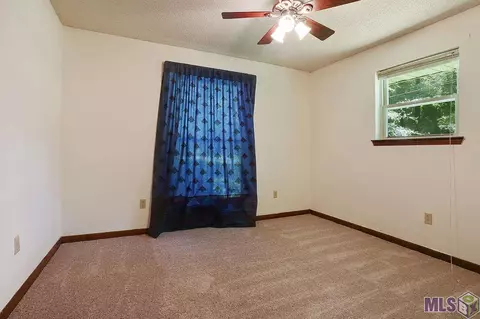 461 W Magnolia Dr, Baker, LA 70714 photo 9