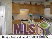 12845 Becky Dr, Walker, LA 70785 photo 2