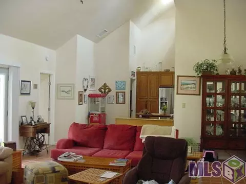 32058 Oneal Dr, Springfield, LA 70462 photo 7