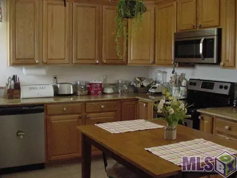 32058 Oneal Dr, Springfield, LA 70462 photo 11
